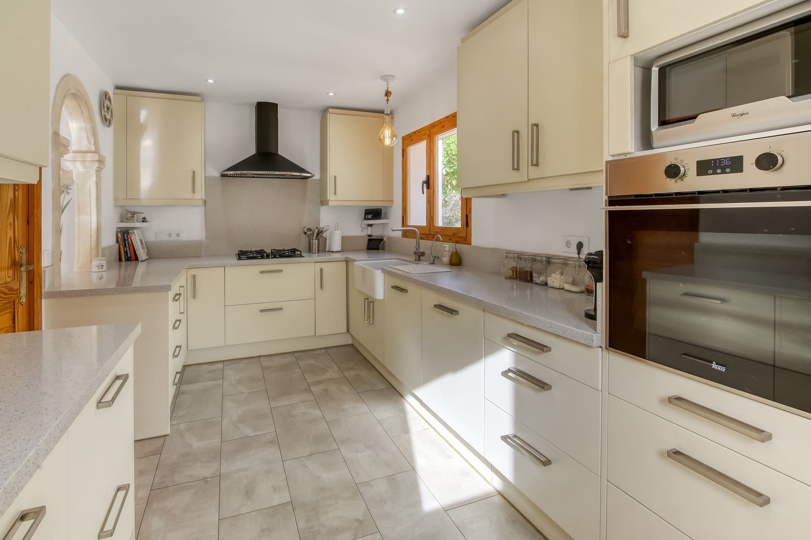 4 sypialnia Willa na sprzedaż w Moraira z basenem - 899 000 € (Ref: 9524153)