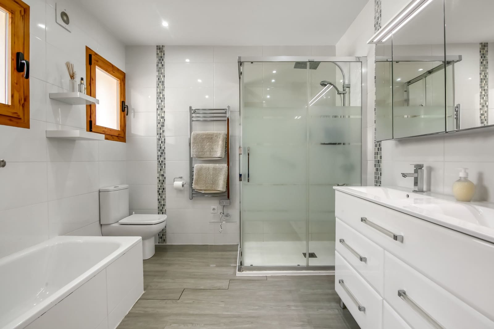 4 sypialnia Willa na sprzedaż w Moraira z basenem - 899 000 € (Ref: 9524153)