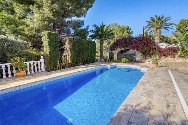 4 sypialnia Willa na sprzedaż w Casco Urbano, Teulada-Moraira z basenem - 899 000 € (Ref: 9524153)