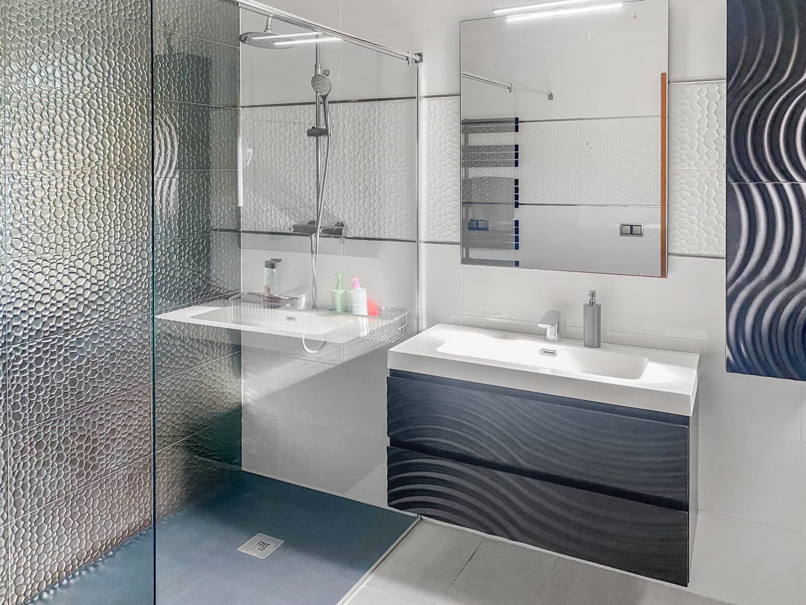 5 Zimmer Villa zu verkaufen in Orba mit Pool - 499.000 € (Ref: 9535795)