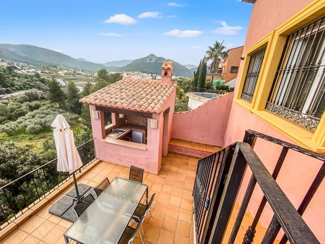 5 sovrum Villa till salu i Orba med pool - 499 000 € (Ref: 9535795)