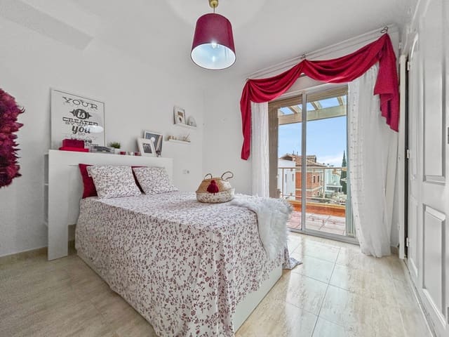 3 sypialnia Dom na sprzedaż w Dénia z basenem - 379 000 € (Ref: 9543455)