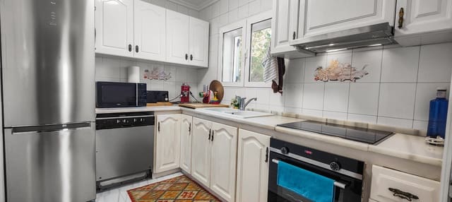 4 makuuhuone Huvila myytävänä paikassa La Sella - 440 000 € (Ref: 9547914)