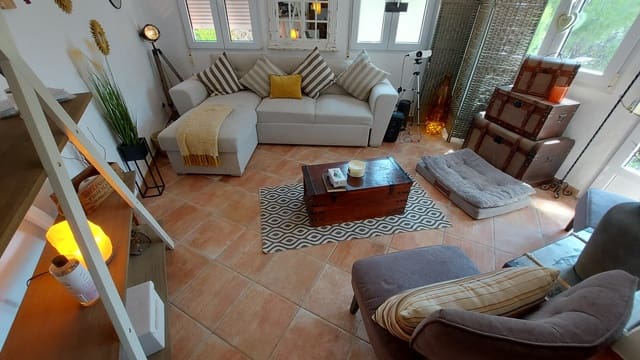 3 soveværelse Villa til salg i Orba med swimmingpool - € 399.000 (Ref: 9551229)