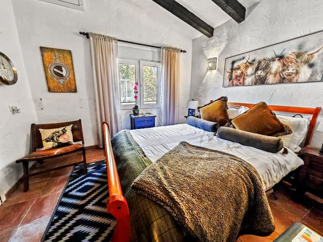 3 camera da letto Villa in vendita in Orba con piscina - 349.000 € (Rif: 9551229)