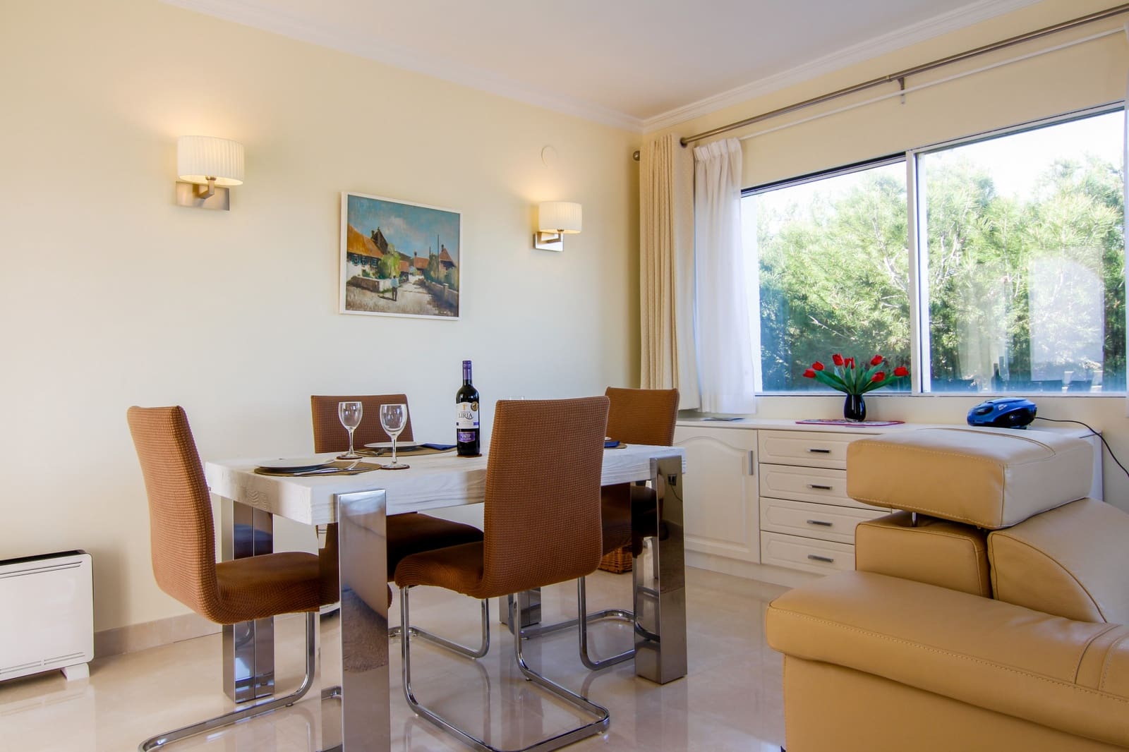 2 soveværelse Semi-Rækkehus til salg i Moraira med swimmingpool - € 298.000 (Ref: 9551230)