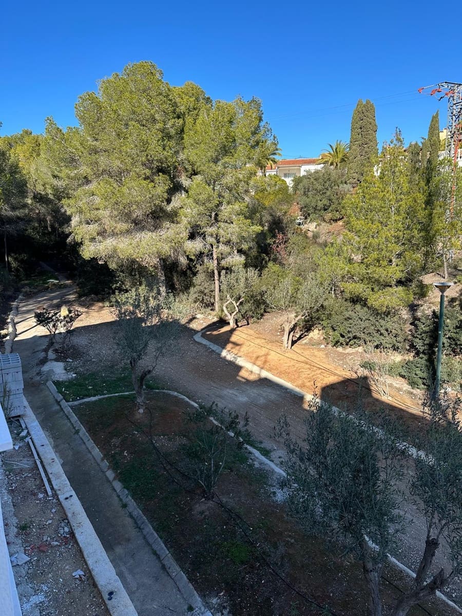 Chalet de 3 habitaciones en La Nucia en venta con piscina - 600.000 € (Ref: 9561641)