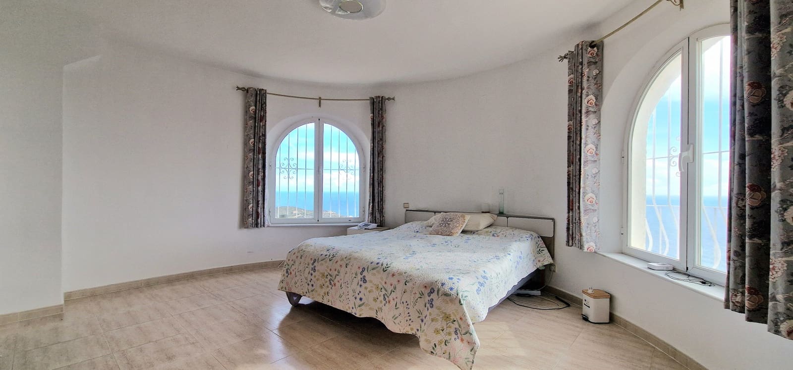 3 soveværelse Villa til salg i Cumbre del Sol med swimmingpool - € 695.000 (Ref: 9568396)