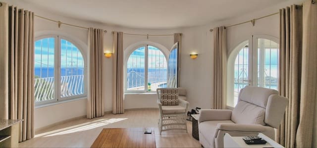 3 soveværelse Villa til salg i Cumbre del Sol, Benitachell / Benitatxell med swimmingpool - € 695.000 (Ref: 9568396)