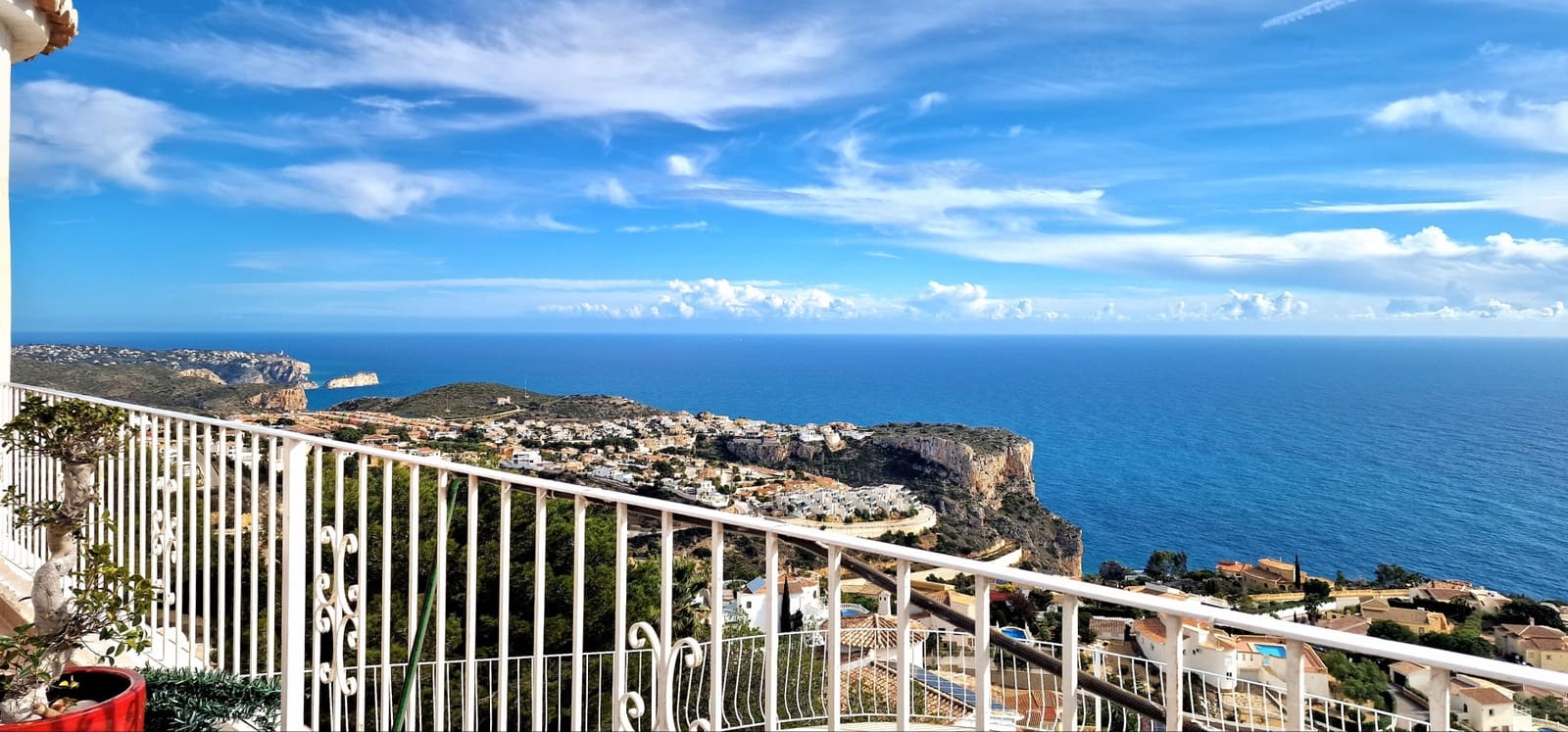 3 soveværelse Villa til salg i Cumbre del Sol med swimmingpool - € 695.000 (Ref: 9568396)