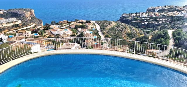 3 soveværelse Villa til salg i Cumbre del Sol, Benitachell / Benitatxell med swimmingpool - € 695.000 (Ref: 9568396)