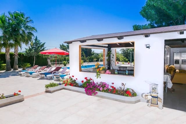 5 camera da letto Finca/Casa di Campagna in vendita in Teulada Pueblo, Teulada-Moraira con piscina - 780.000 € (Rif: 9571001)
