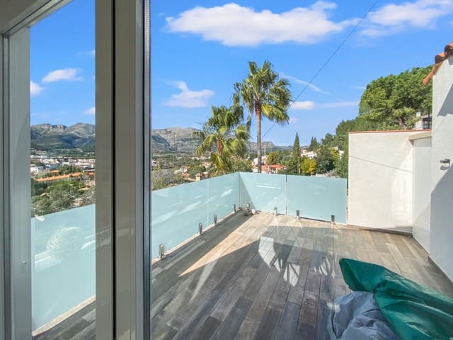 4 soverom Villa til salgs i Orba med svømmebasseng - € 499 000 (Ref: 9574496)