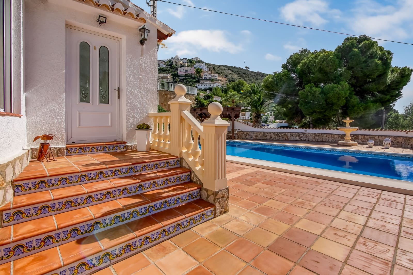 4 sovrum Villa till salu i Moraira med pool - 849 500 € (Ref: 9582674)