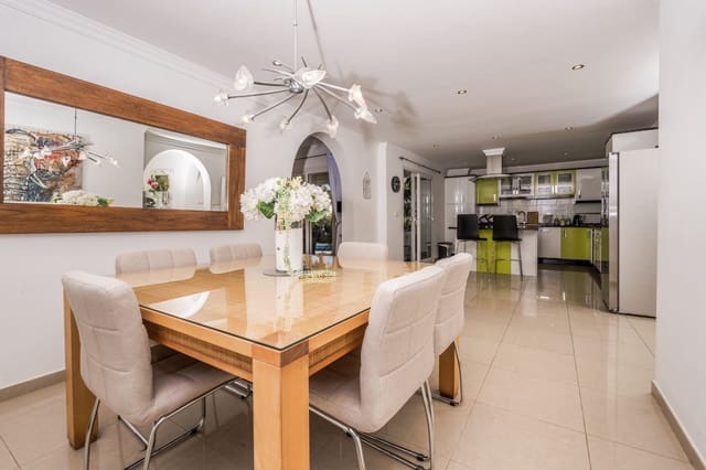 4 soveværelse Villa til salg i Ambolo, Javea / Xàbia med swimmingpool - € 750.000 (Ref: 9599445)