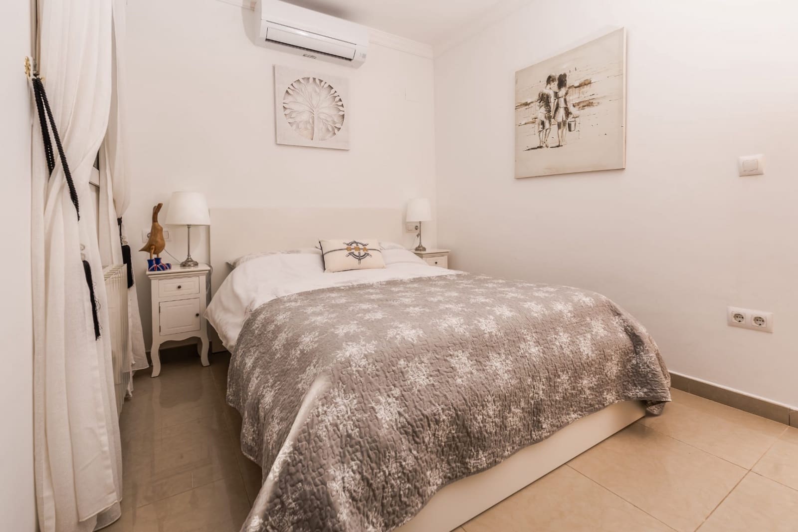 4 bedroom Villa for sale in Ambolo with pool - € 750,000 (Ref: 9599445)