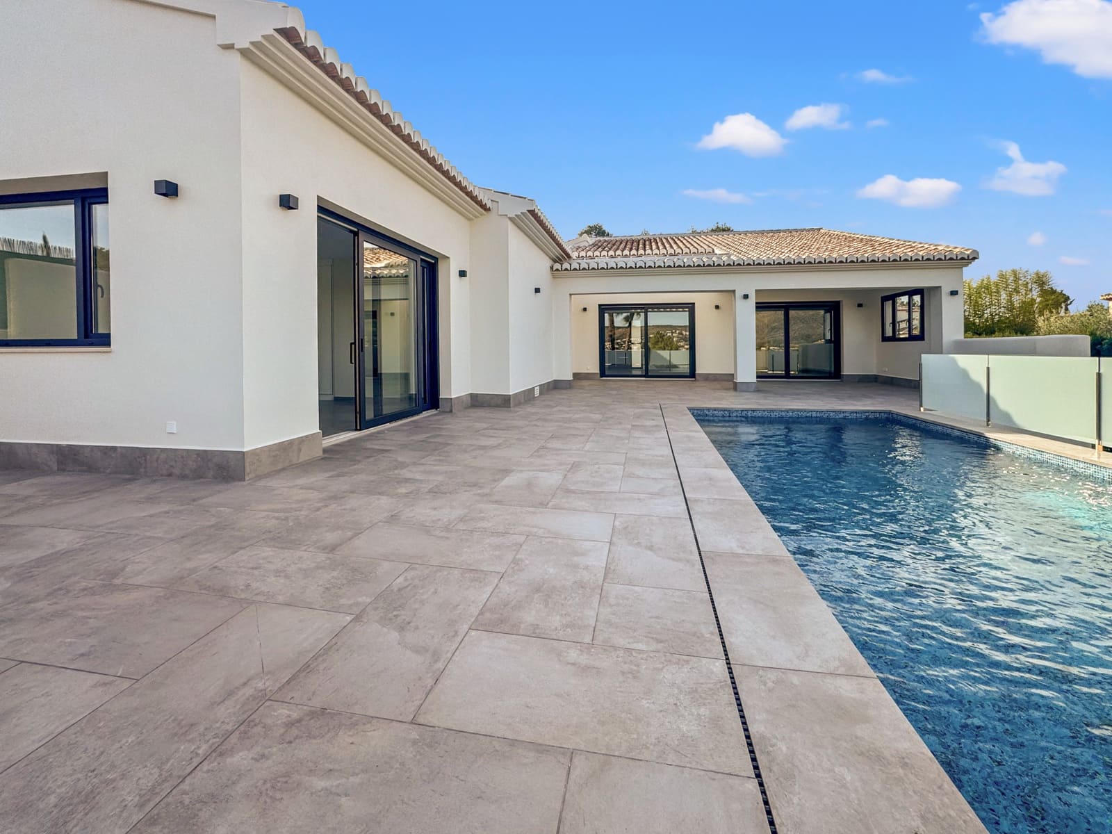 3 soveværelse Villa til salg i Javea / Xabia med swimmingpool - € 1.190.000 (Ref: 9604902)