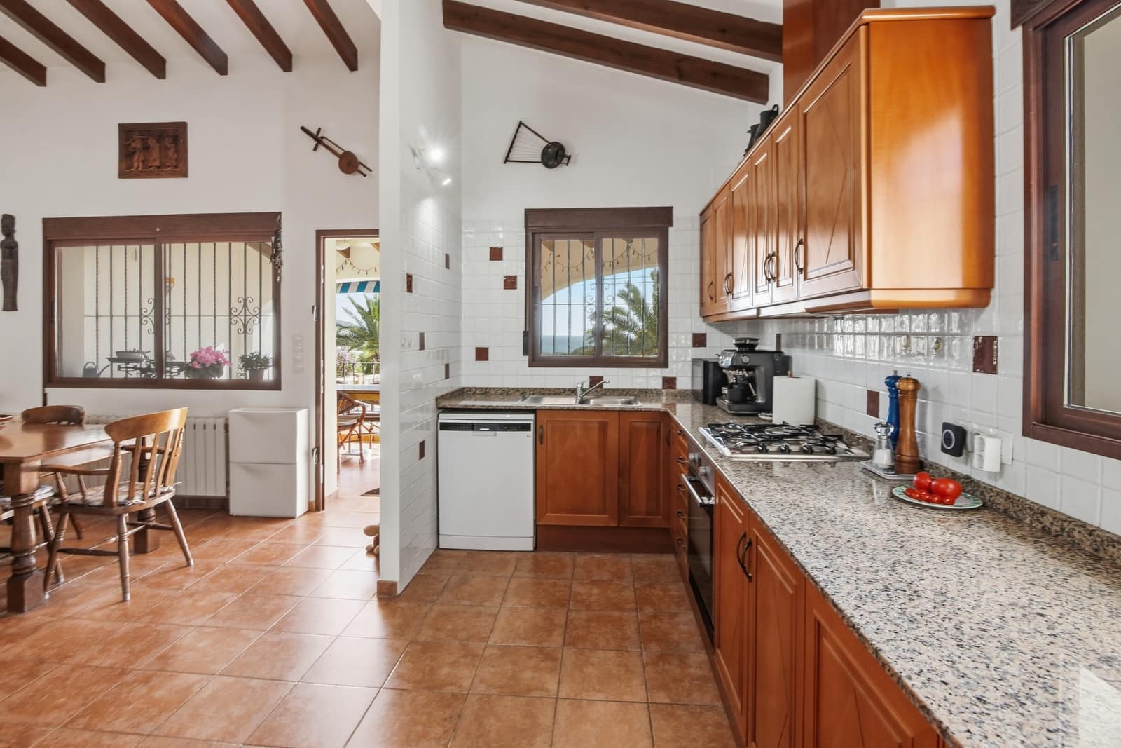 3 slaapkamer Villa te koop in Moraira met zwembad - € 765.000 (Ref: 9604903)