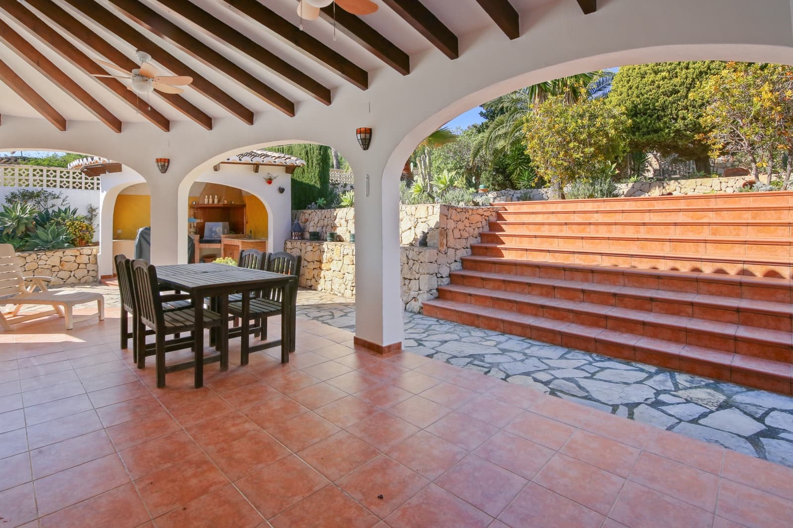 3 slaapkamer Villa te koop in Moraira met zwembad - € 765.000 (Ref: 9604903)