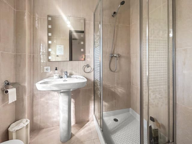 5 quarto Moradia para venda em Centro ciudad, Javea / Xàbia com piscina - 595 000 € (Ref: 9619420)