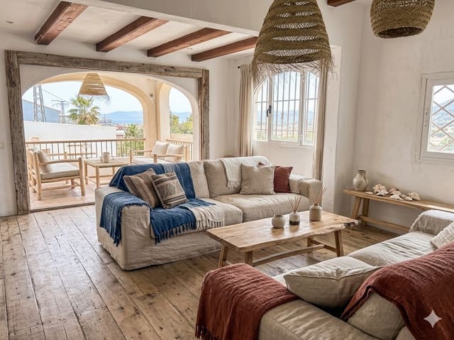 5 soveværelse Villa til salg i Centro ciudad, Javea / Xàbia med swimmingpool - € 595.000 (Ref: 9619420)