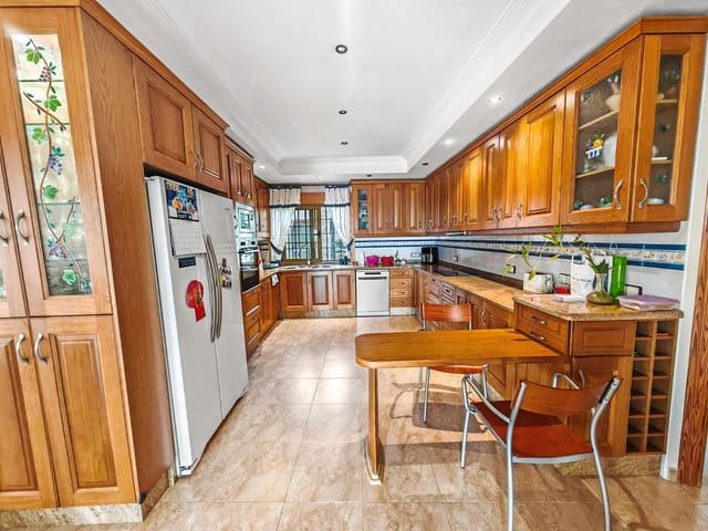 Chalet de 6 habitaciones en Altea la Vella, Altea en venta con piscina - 2.200.000 € (Ref: 9619421)