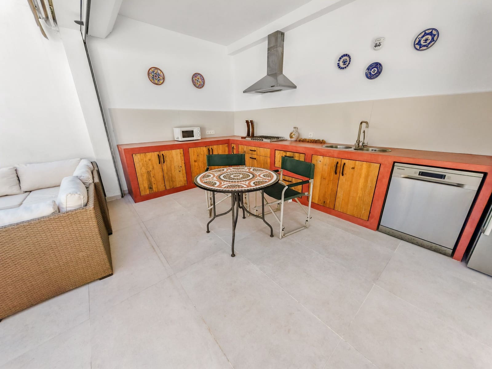 4 bedroom Villa for sale in Altea la Vella with pool - € 1,295,000 (Ref: 9619422)