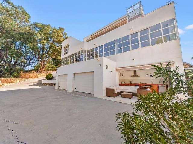 4 bedroom Villa for sale in Altea la Vella, Altea with pool - € 1,295,000 (Ref: 9619422)