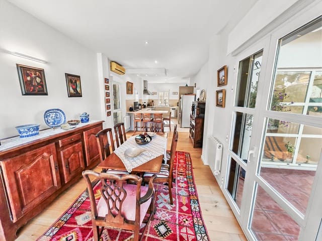 4 bedroom Villa for sale in Altea la Vella, Altea with pool - € 1,295,000 (Ref: 9619422)