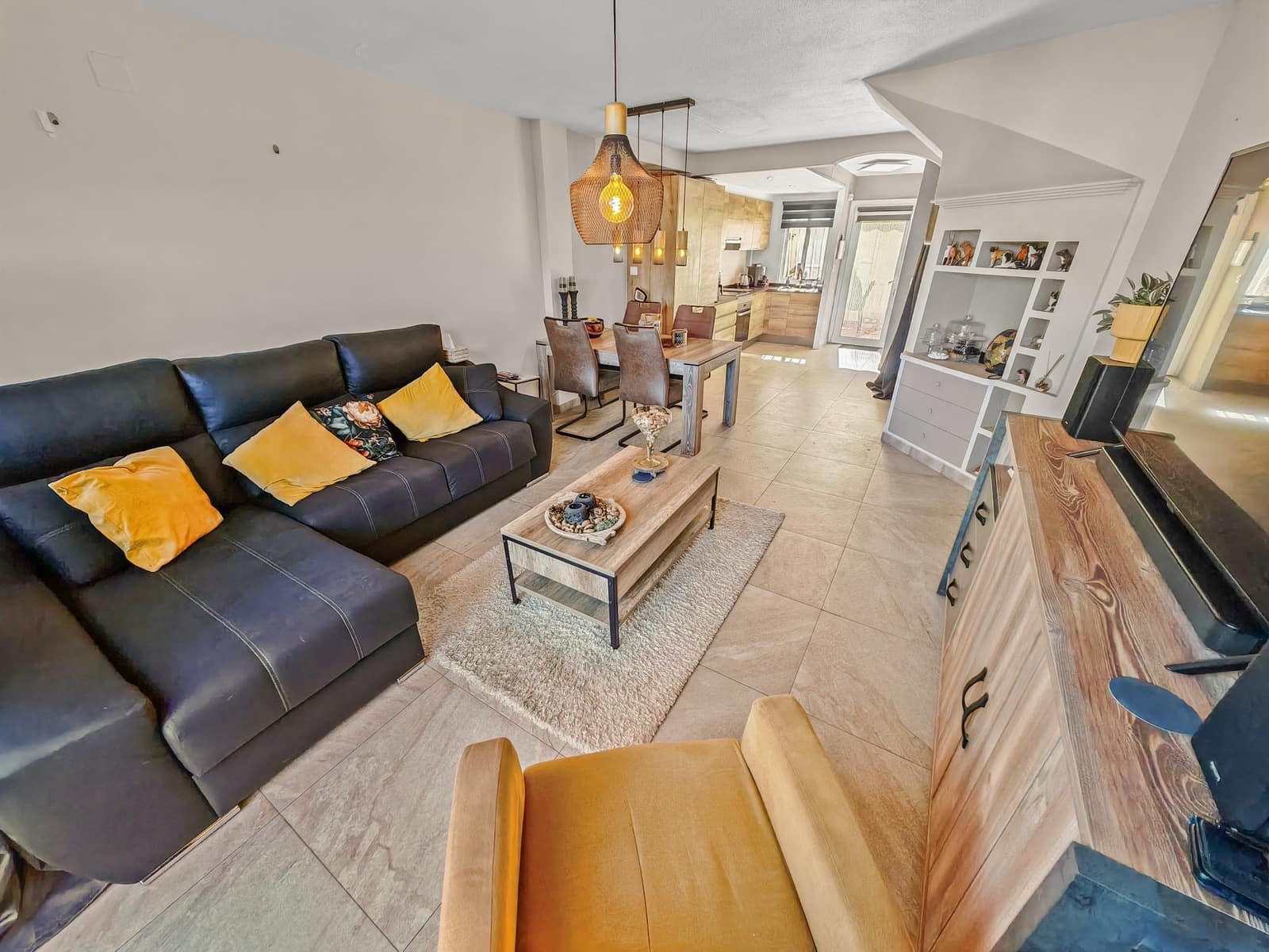 2 bedroom Townhouse for sale in Albir with pool - € 375,000 (Ref: 9630151)