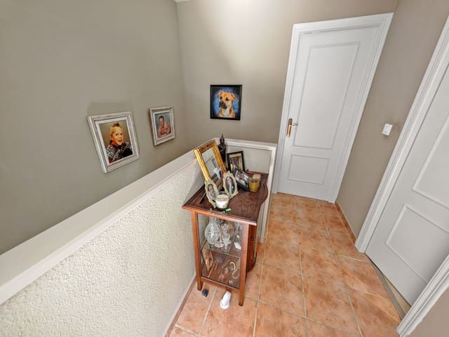 2 bedroom Townhouse for sale in Albir, Alfaz del Pi / L'Alfàs del Pi with pool - € 375,000 (Ref: 9630151)