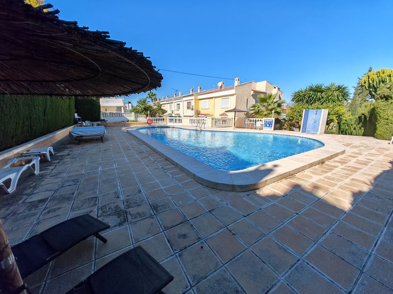 2 bedroom Townhouse for sale in Albir with pool - € 375,000 (Ref: 9630151)