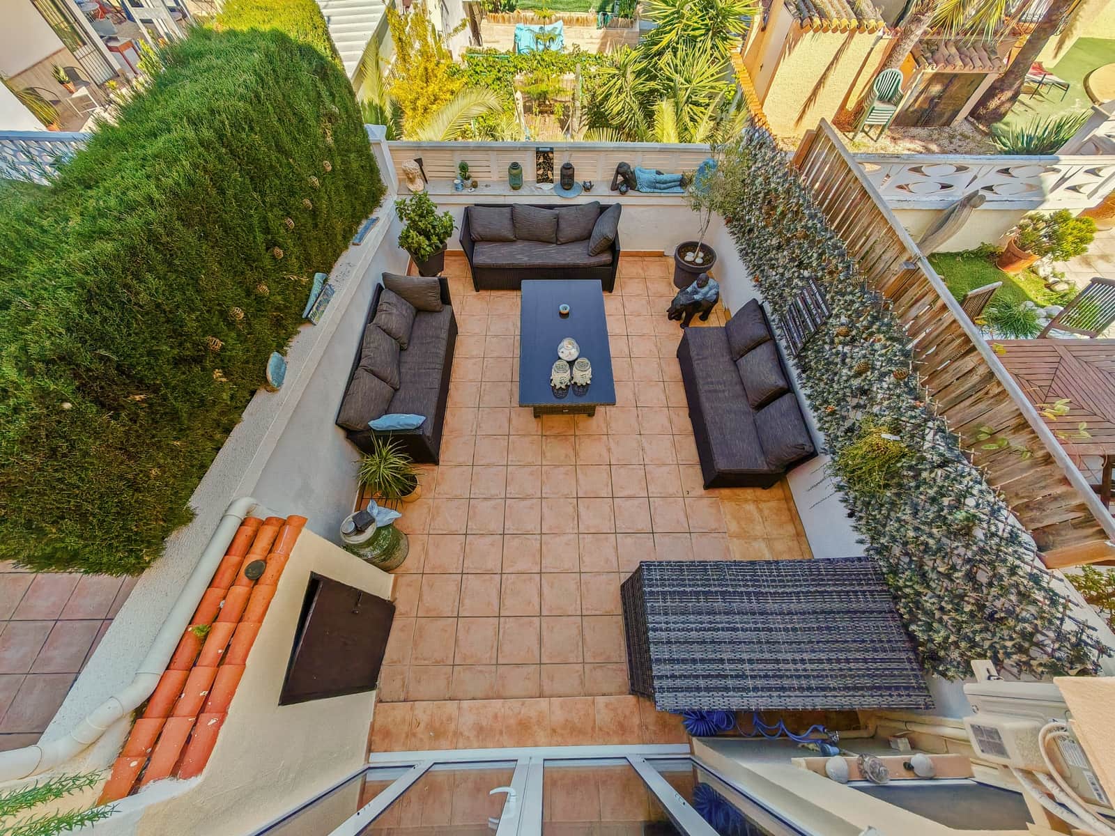 2 bedroom Townhouse for sale in Albir with pool - € 375,000 (Ref: 9630151)