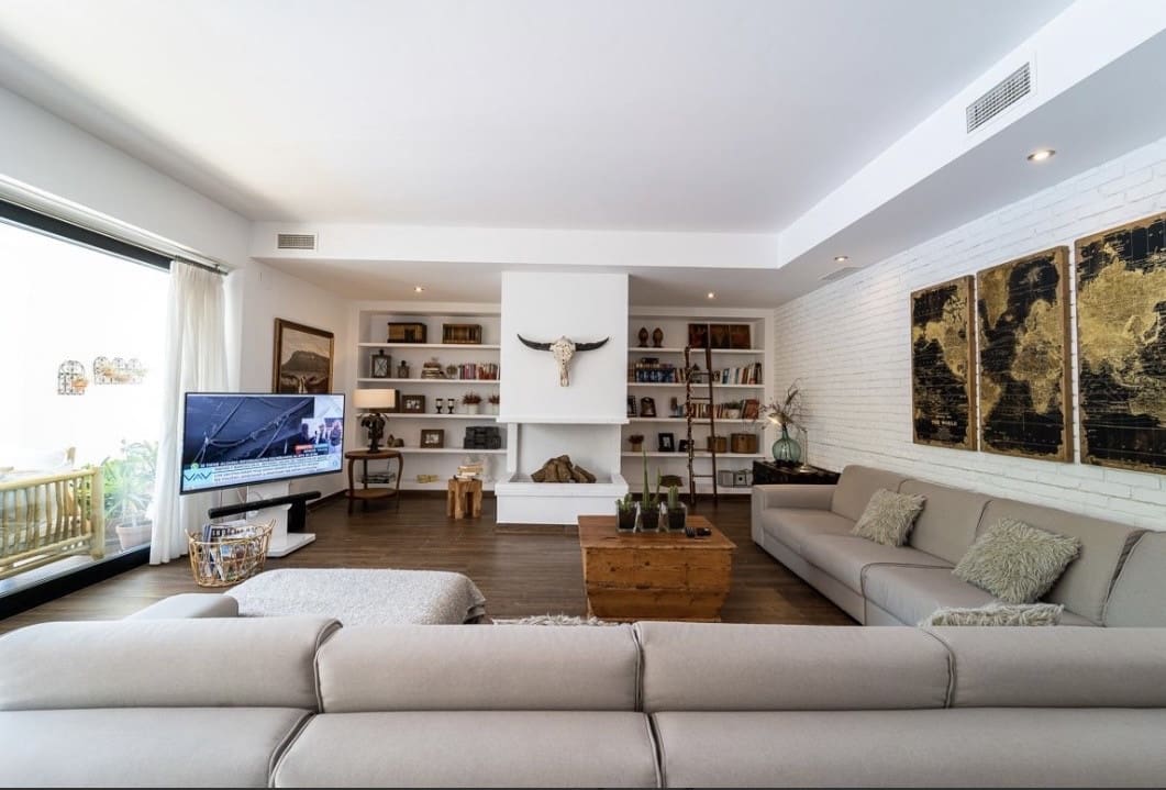 4 sypialnia Willa na sprzedaż w Denia z basenem - 1 370 000 € (Ref: 9630152)