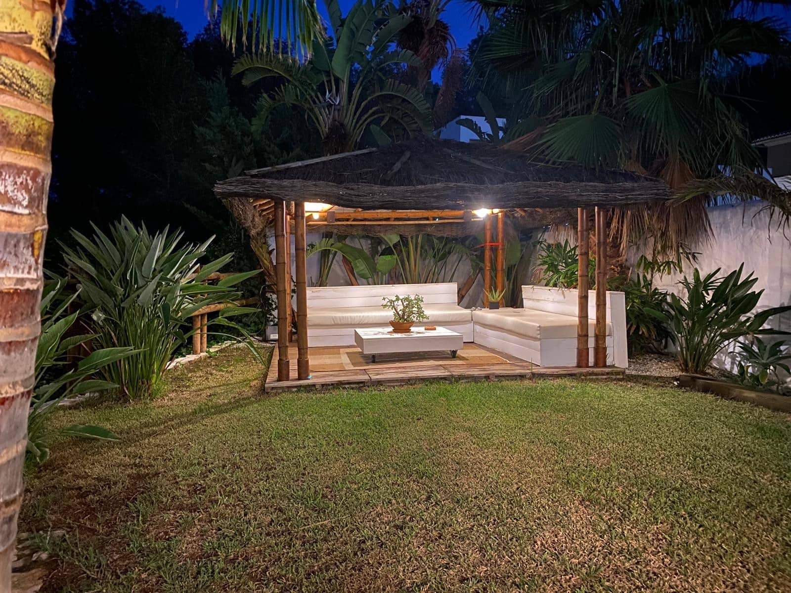 4 sypialnia Willa na sprzedaż w Denia z basenem - 1 370 000 € (Ref: 9630152)