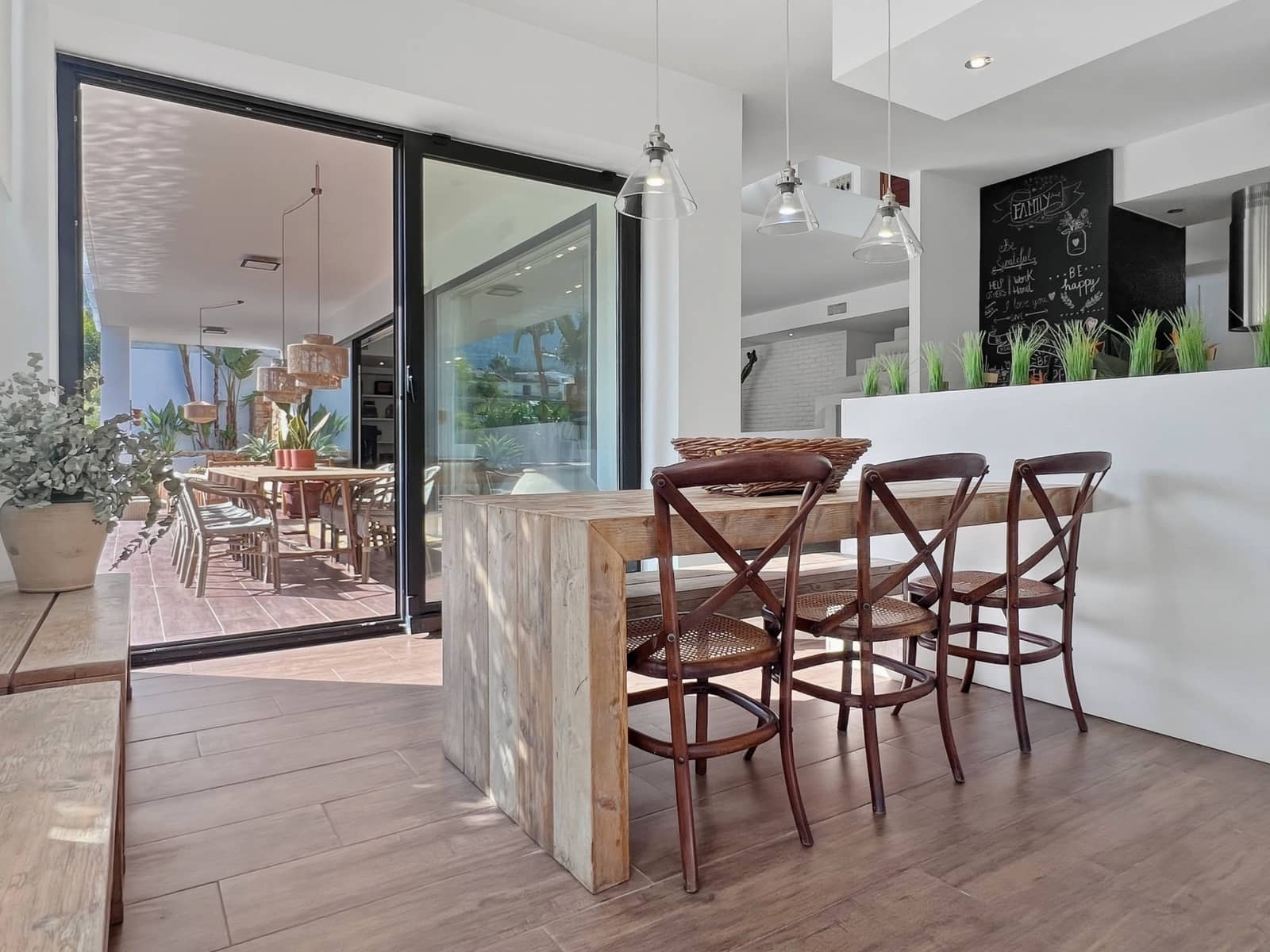 4 slaapkamer Villa te koop in Denia met zwembad - € 1.370.000 (Ref: 9630152)