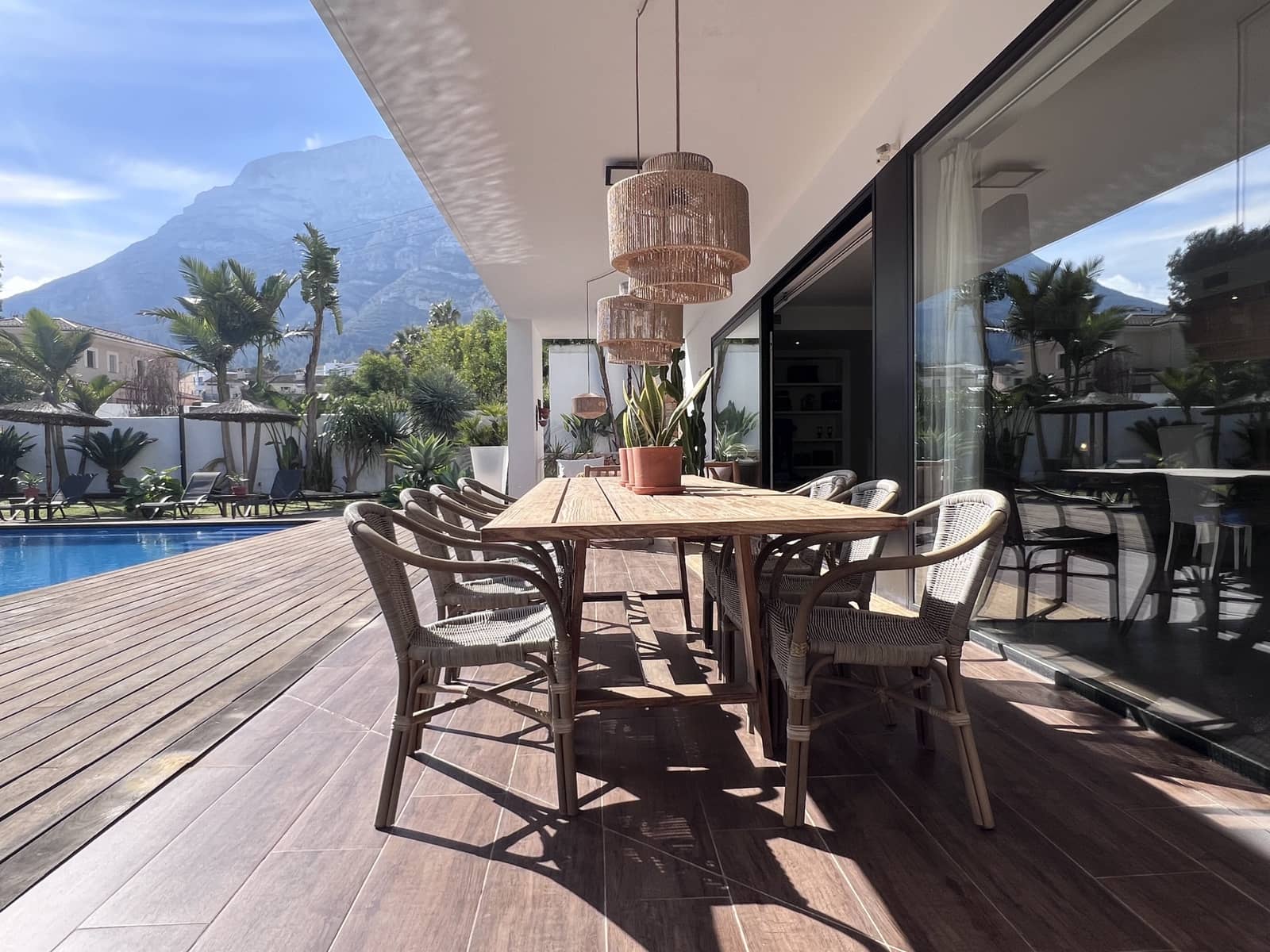 4 slaapkamer Villa te koop in Denia met zwembad - € 1.370.000 (Ref: 9630152)