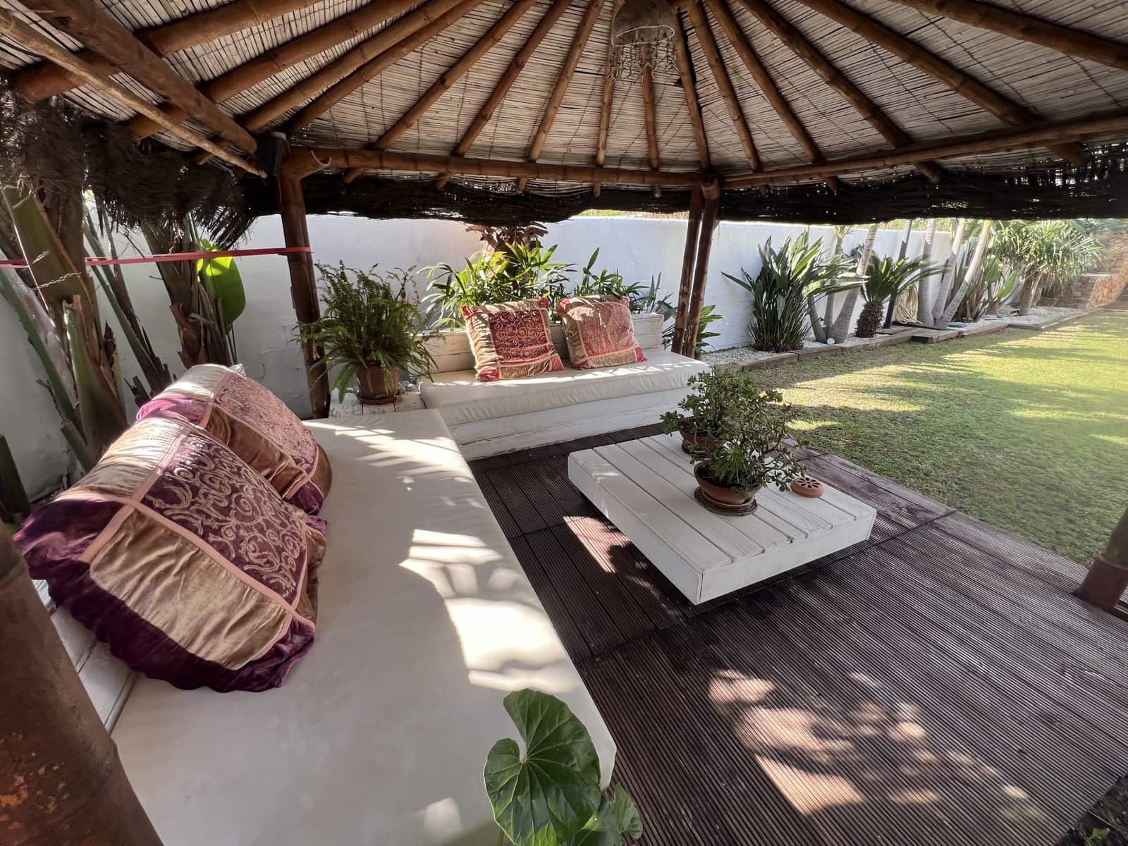 4 slaapkamer Villa te koop in Denia met zwembad - € 1.370.000 (Ref: 9630152)