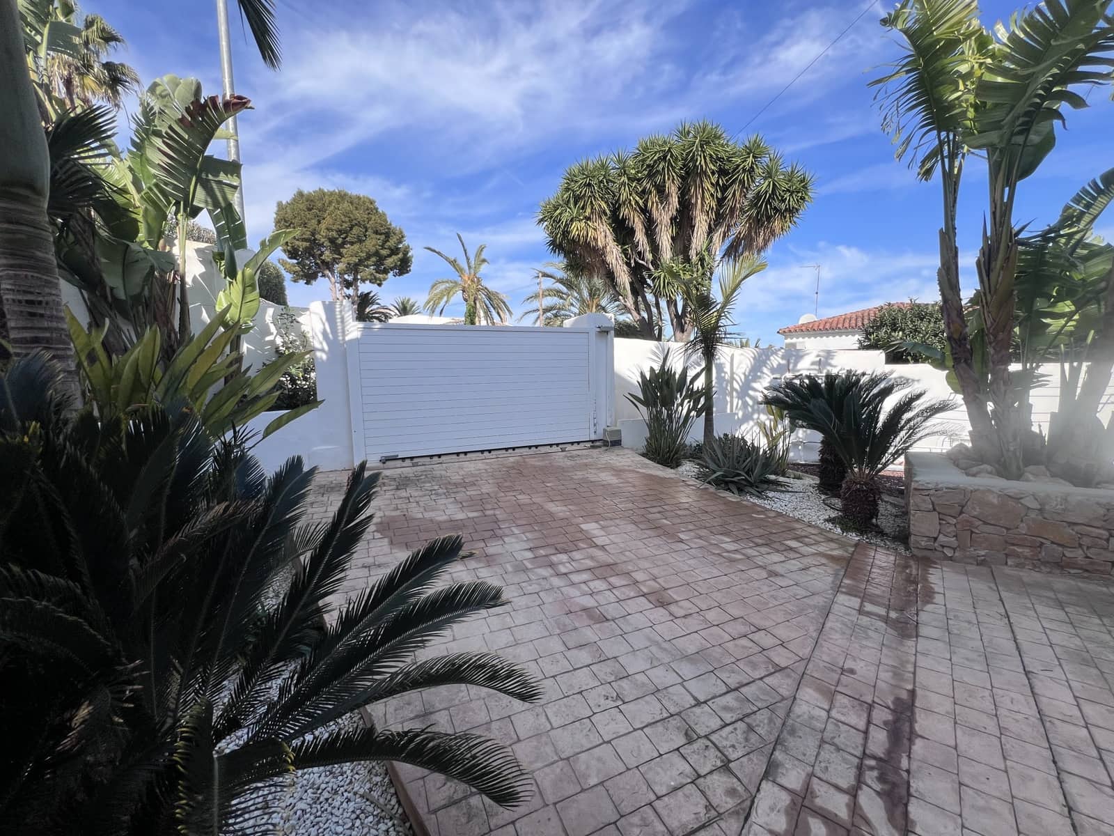 4 slaapkamer Villa te koop in Denia met zwembad - € 1.370.000 (Ref: 9630152)