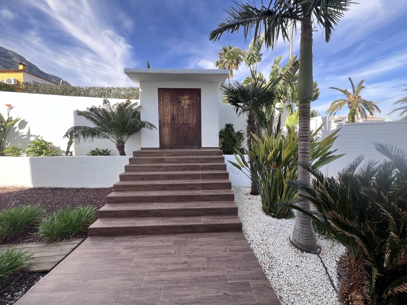 4 slaapkamer Villa te koop in Denia met zwembad - € 1.370.000 (Ref: 9630152)