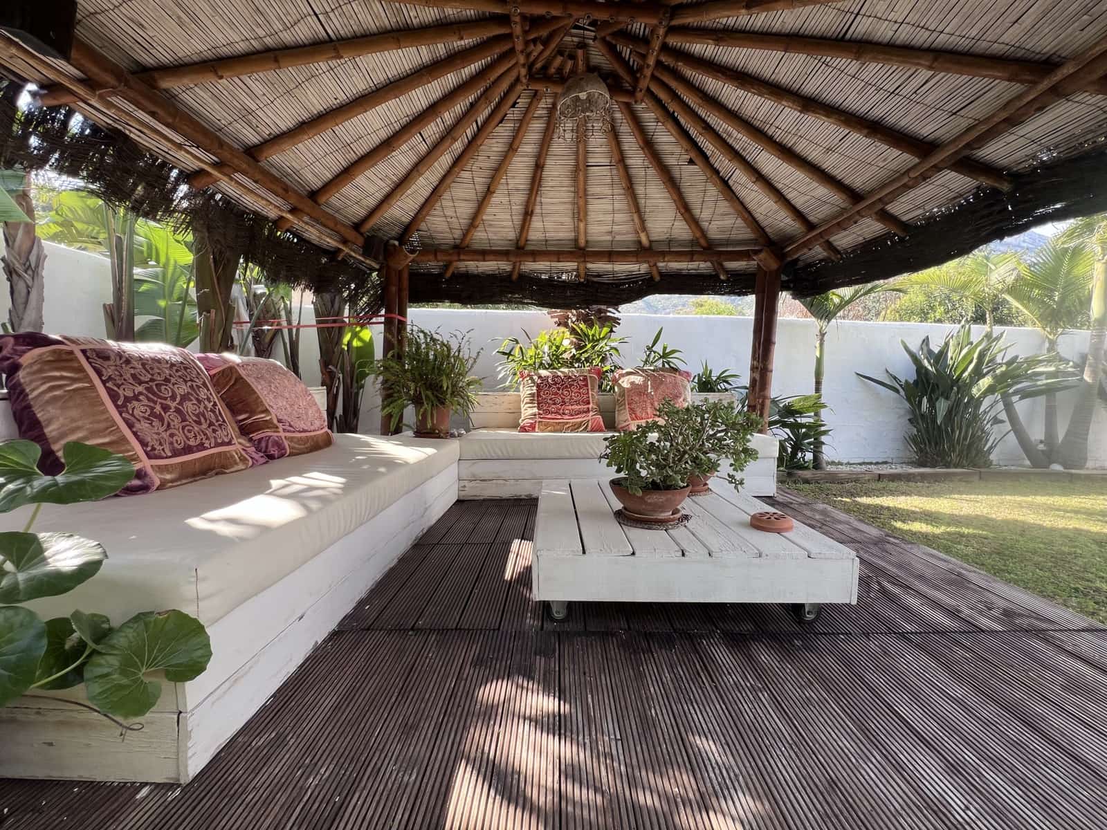 4 slaapkamer Villa te koop in Denia met zwembad - € 1.370.000 (Ref: 9630152)