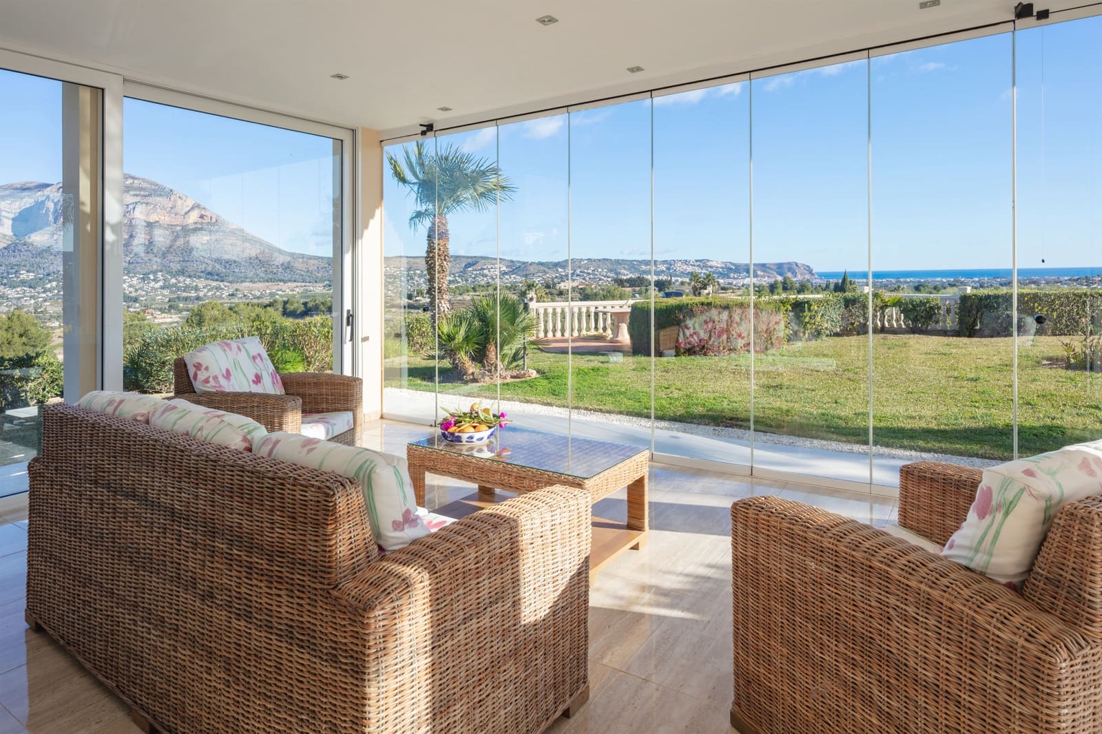 5 bedroom Villa for sale in Javea / Xabia with pool - € 2,925,000 (Ref: 9634419)