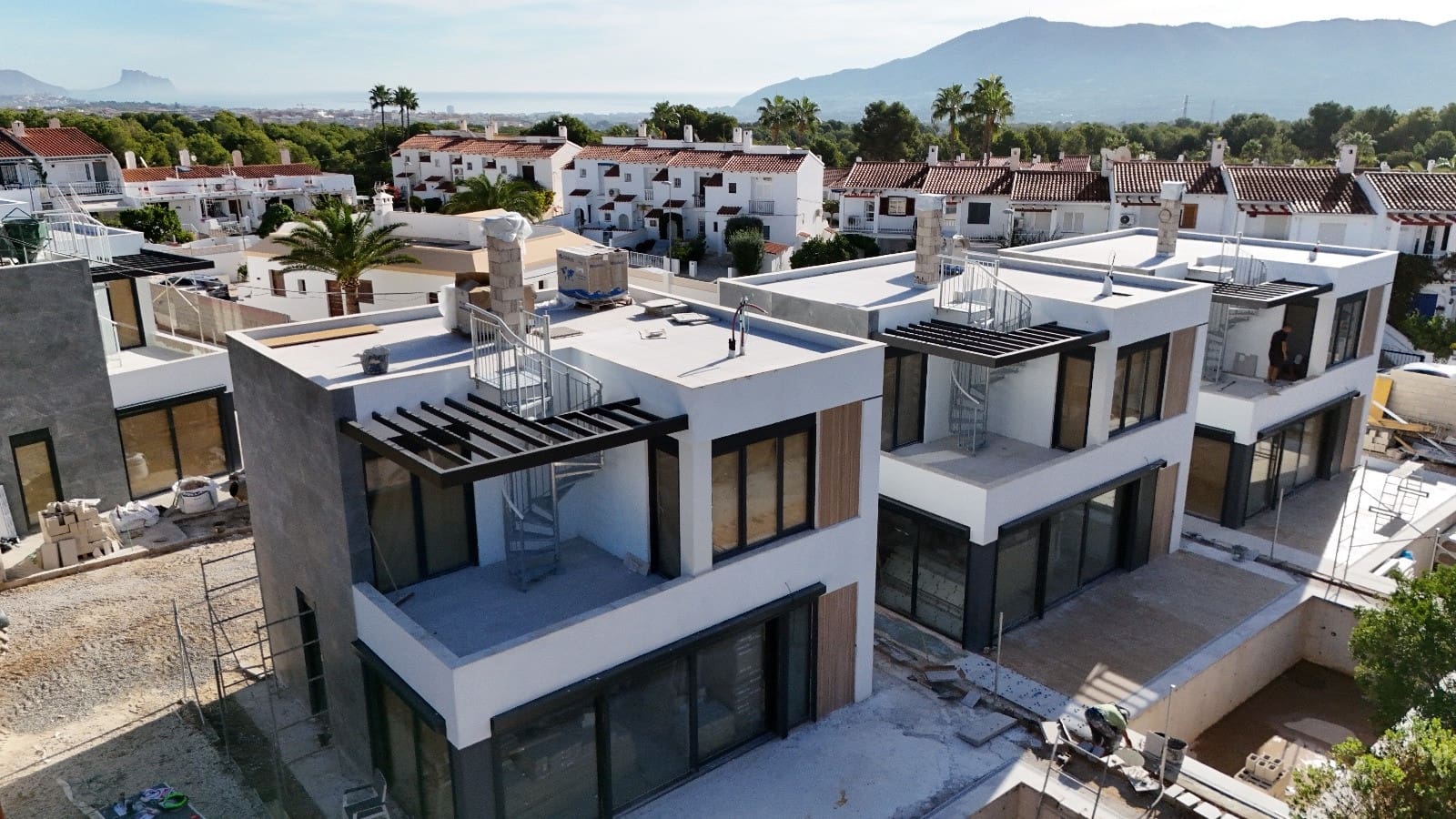 3 slaapkamer Villa te koop in La Nucia met zwembad - € 555.000 (Ref: 9644686)