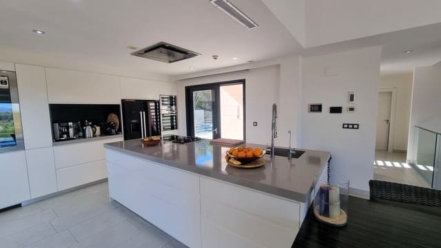 4 chambre Villa/Maison à vendre à Javea / Xàbia avec piscine - 1 695 000 € (Ref: 9655976)