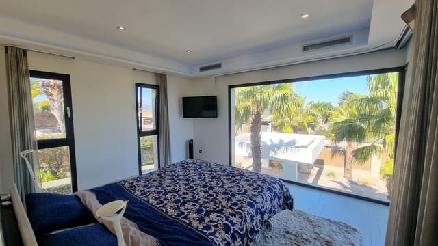 4 chambre Villa/Maison à vendre à Centro ciudad, Javea / Xàbia avec piscine - 1 695 000 € (Ref: 9655976)