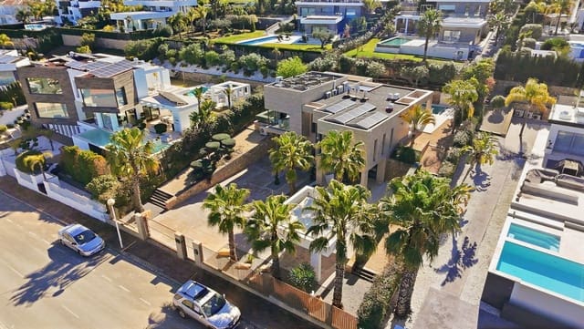 4 quarto Moradia para venda em Centro ciudad, Javea / Xàbia com piscina - 1 695 000 € (Ref: 9655976)