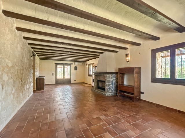 5 sypialnia Finka/Dom wiejski na sprzedaż w Benidoleig z basenem - 1 200 000 € (Ref: 9659302)