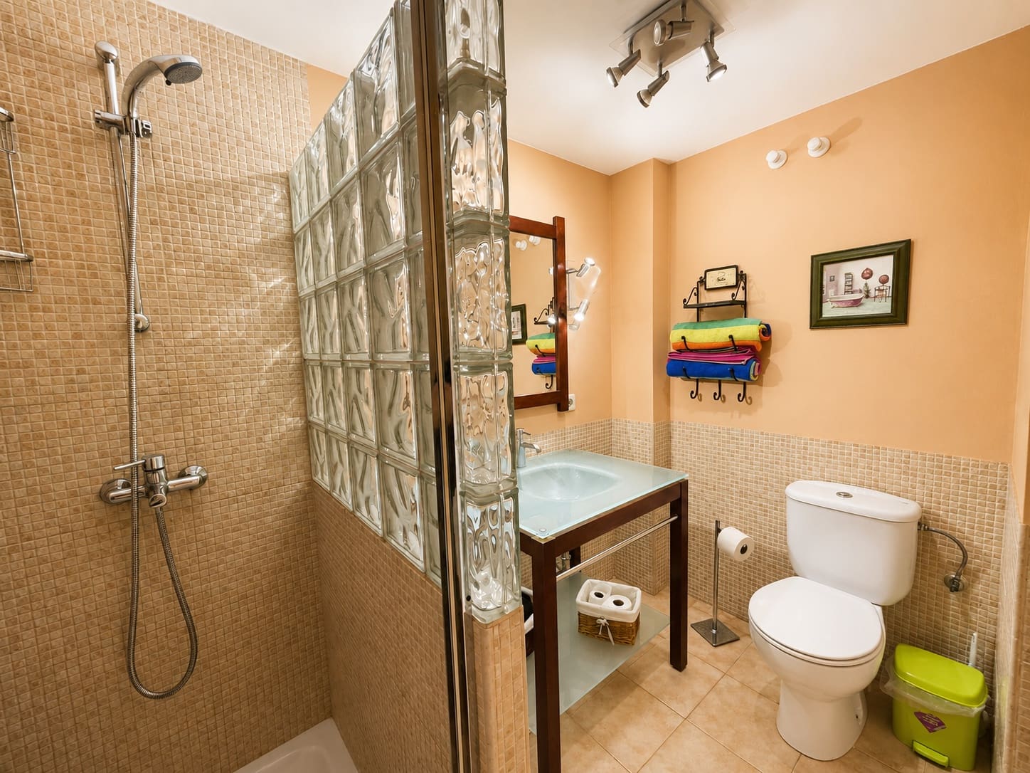 2 slaapkamer Appartement te koop in Arenal met zwembad garage - € 329.950 (Ref: 9666372)
