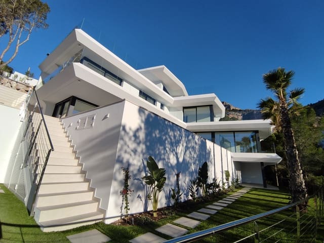 Chalet de 4 habitaciones en Altea en venta con piscina - 2.250.000 € (Ref: 9666373)