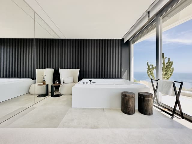 4 sypialnia Willa na sprzedaż w Altea z basenem - 3 600 000 € (Ref: 9670369)